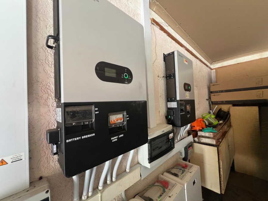 4 Bedroom Property for Sale in Buyscelia Gauteng