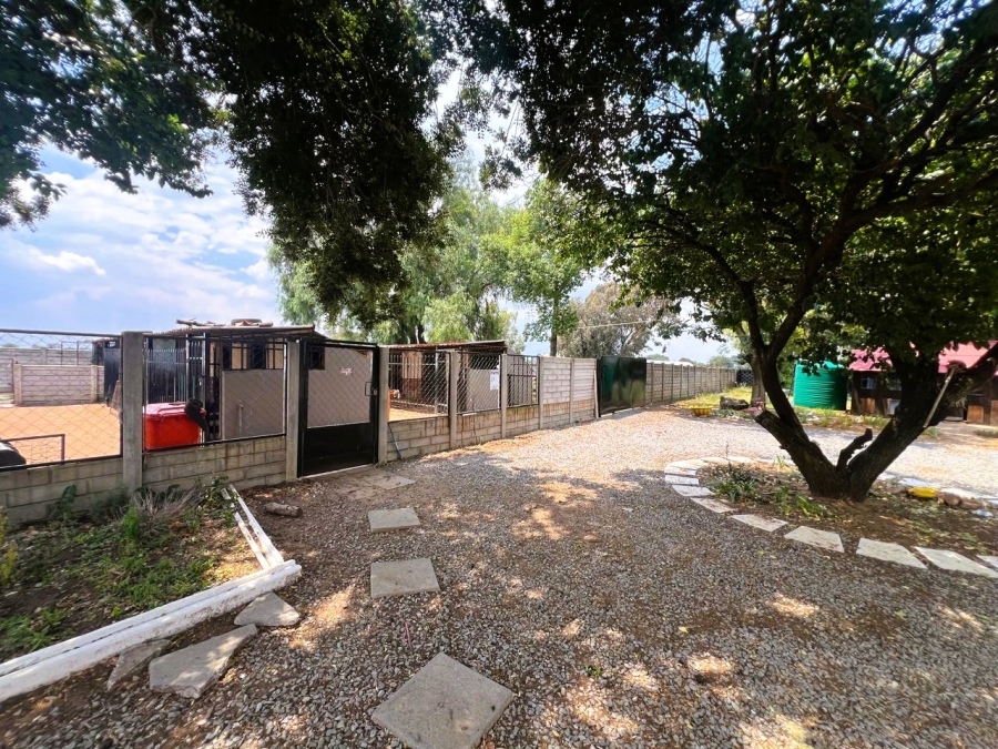 4 Bedroom Property for Sale in Buyscelia Gauteng