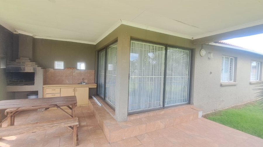 4 Bedroom Property for Sale in Vaal Marina Gauteng