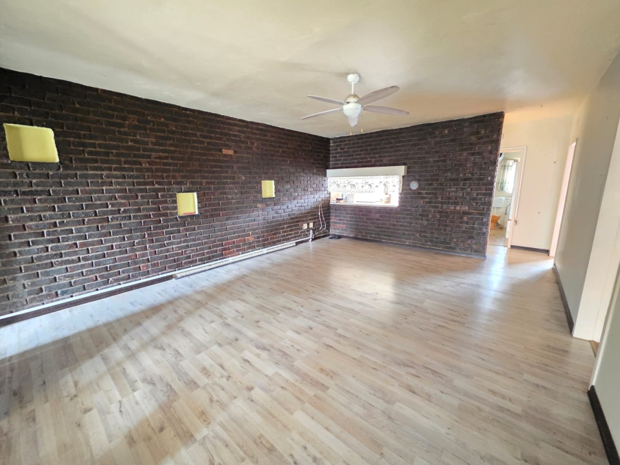 2 Bedroom Property for Sale in Meyerton Central Gauteng
