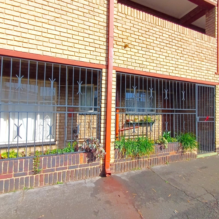 2 Bedroom Property for Sale in Meyerton Central Gauteng