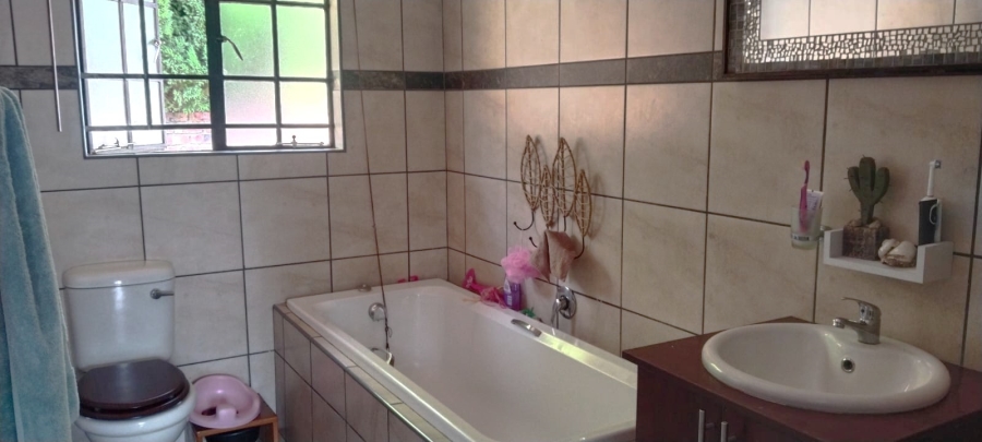 3 Bedroom Property for Sale in Meyerton Central Gauteng