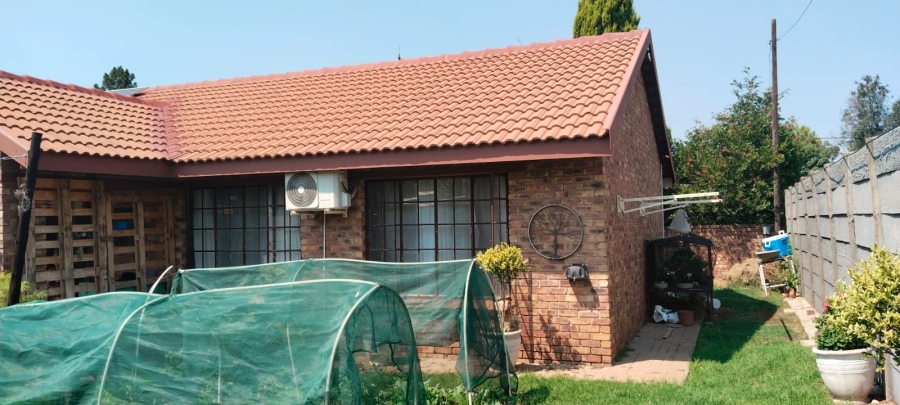 3 Bedroom Property for Sale in Meyerton Central Gauteng
