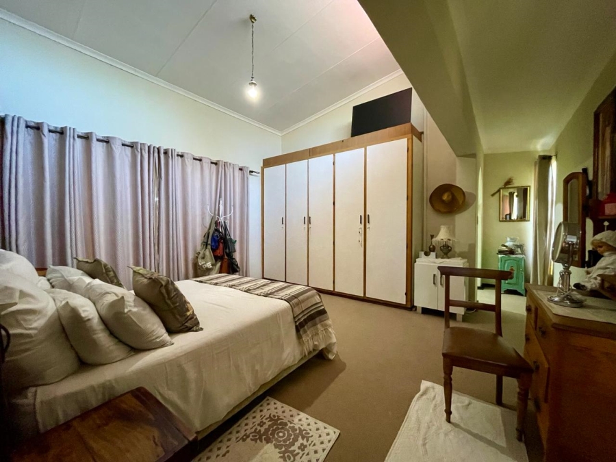 4 Bedroom Property for Sale in Three Rivers East Gauteng