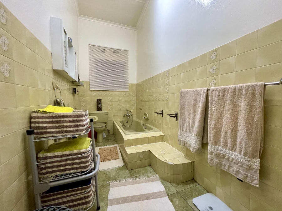 4 Bedroom Property for Sale in Three Rivers East Gauteng