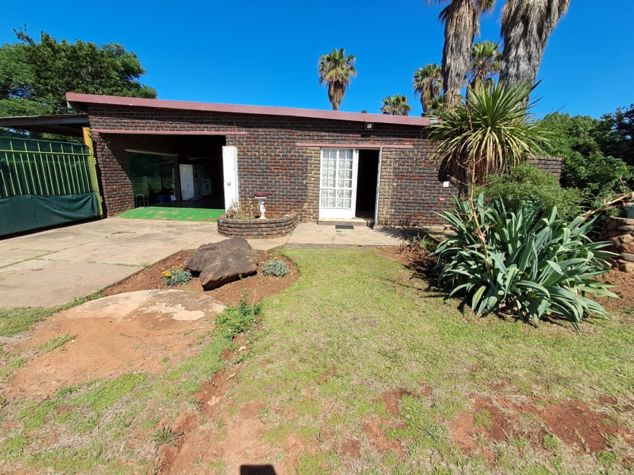 4 Bedroom Property for Sale in Three Rivers East Gauteng