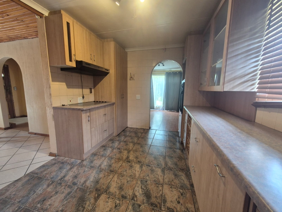 3 Bedroom Property for Sale in Falcon Ridge Gauteng