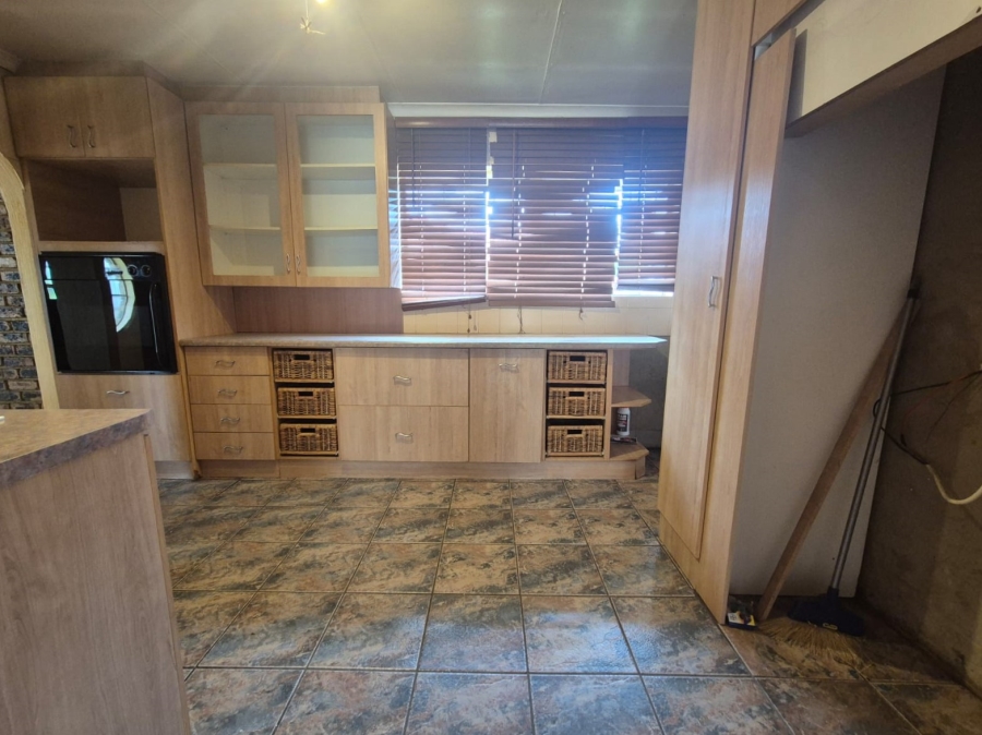 3 Bedroom Property for Sale in Falcon Ridge Gauteng