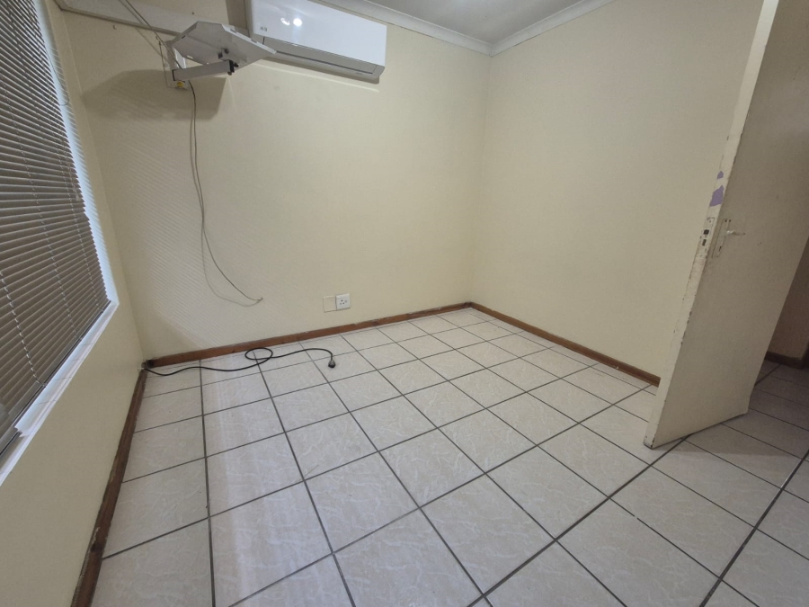 3 Bedroom Property for Sale in Falcon Ridge Gauteng