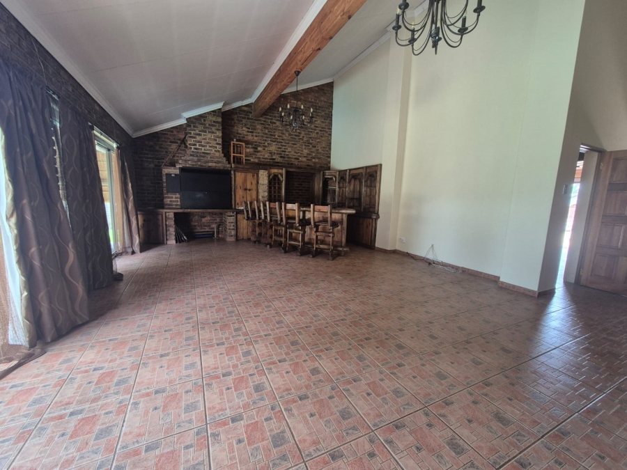 3 Bedroom Property for Sale in Falcon Ridge Gauteng