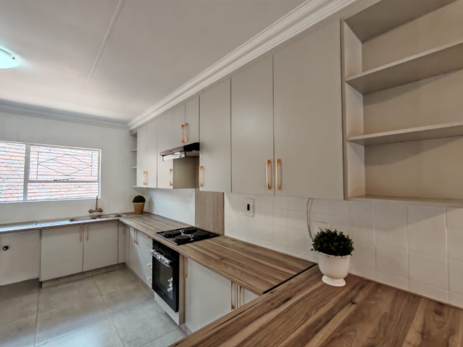 2 Bedroom Property for Sale in Three Rivers Gauteng