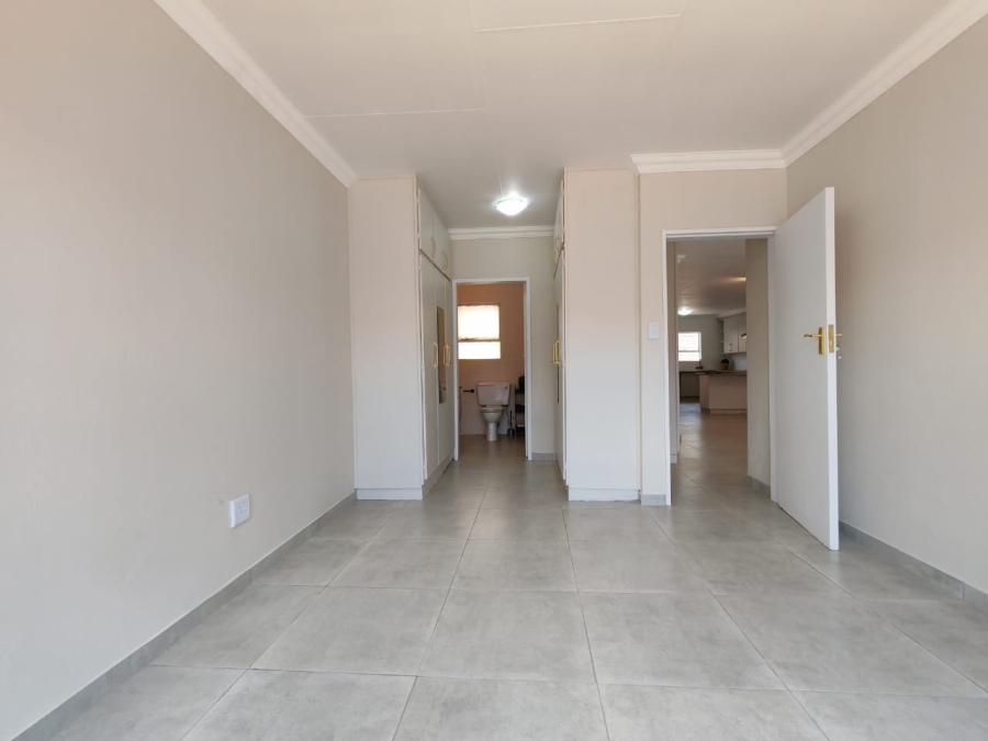 2 Bedroom Property for Sale in Three Rivers Gauteng
