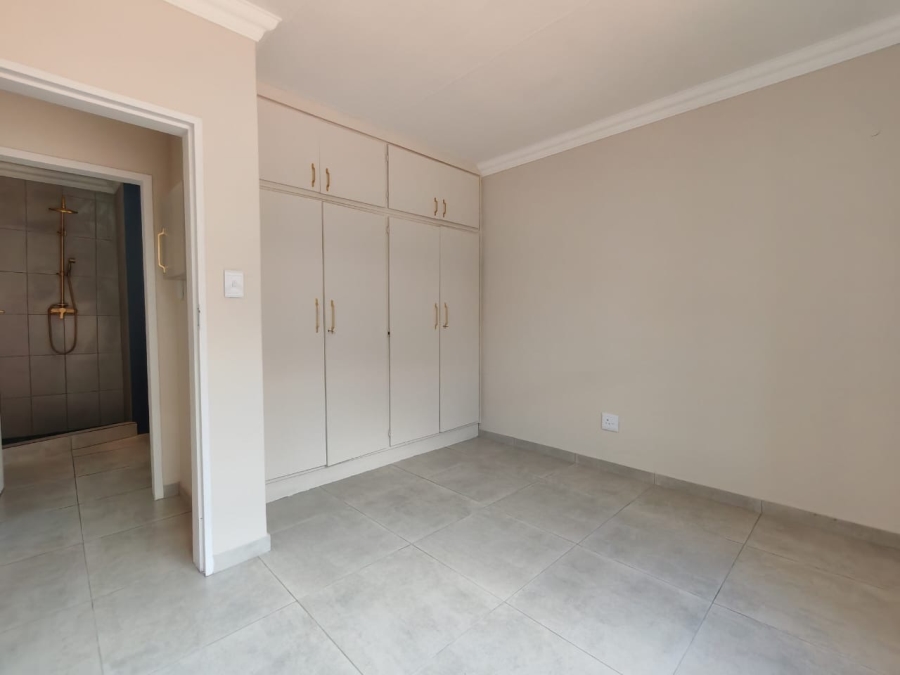 2 Bedroom Property for Sale in Three Rivers Gauteng