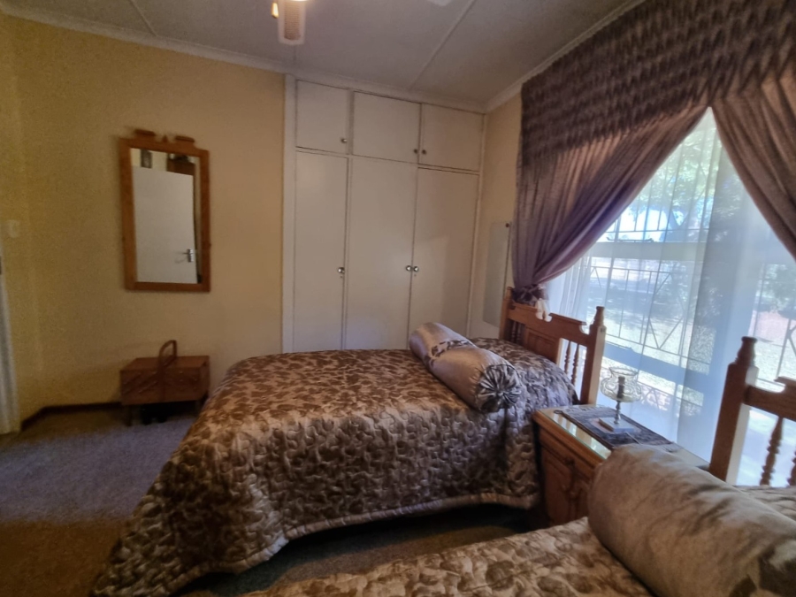 3 Bedroom Property for Sale in Rothdene Gauteng