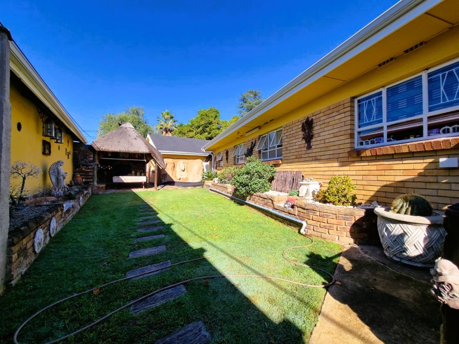 3 Bedroom Property for Sale in Rothdene Gauteng