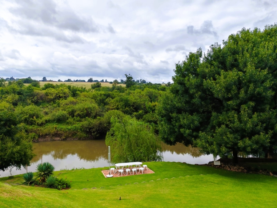 4 Bedroom Property for Sale in Three Rivers East Gauteng