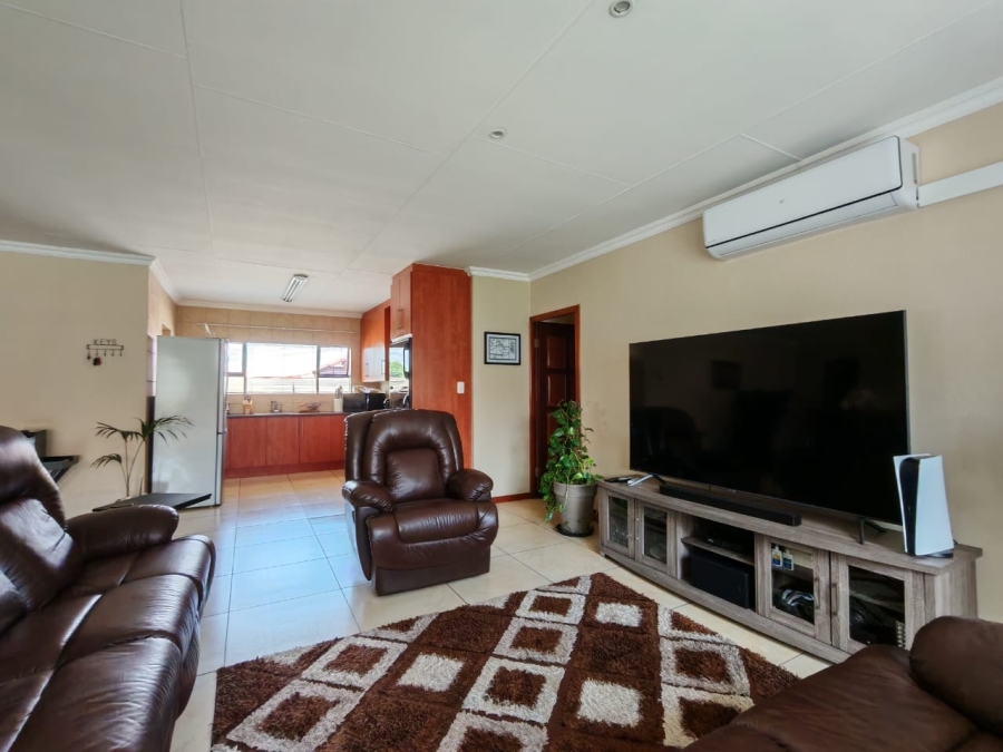 3 Bedroom Property for Sale in Three Rivers East Gauteng