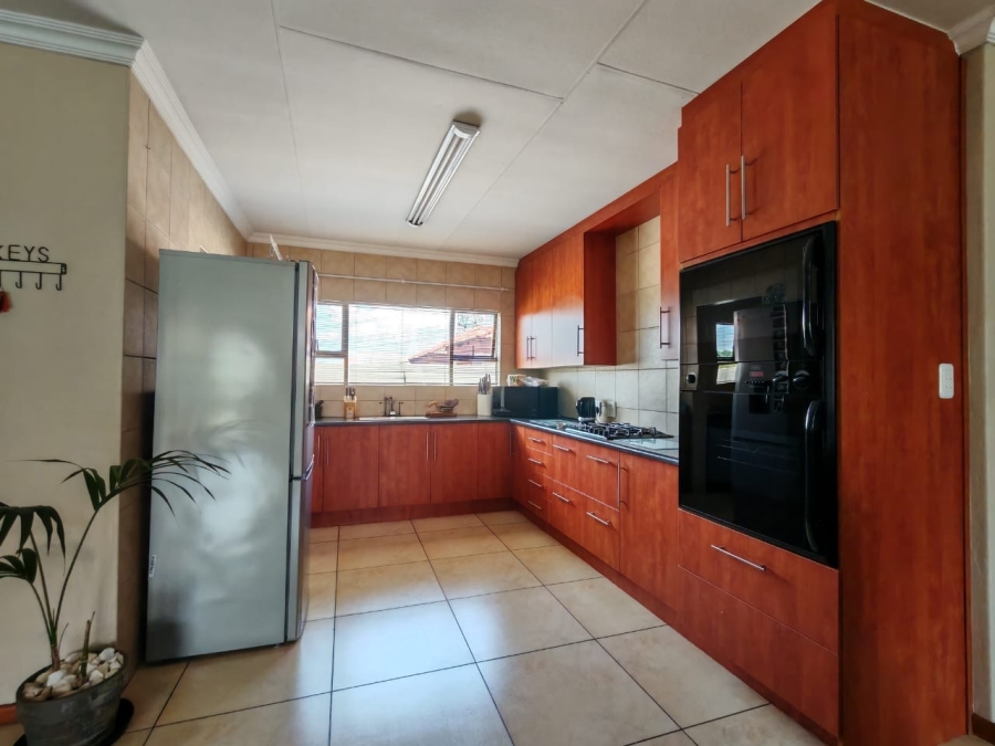 3 Bedroom Property for Sale in Three Rivers East Gauteng