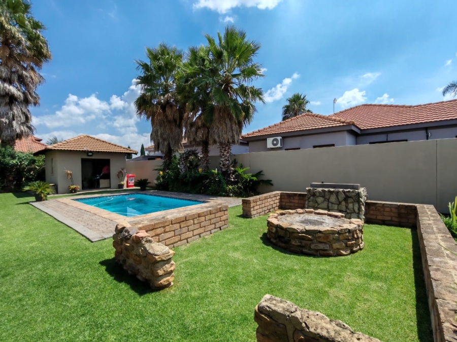 3 Bedroom Property for Sale in Three Rivers East Gauteng