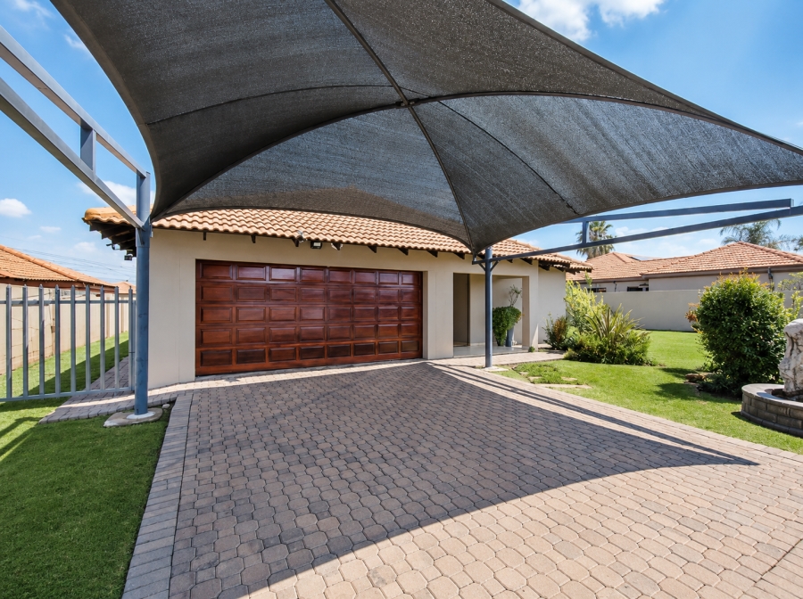 3 Bedroom Property for Sale in Three Rivers East Gauteng