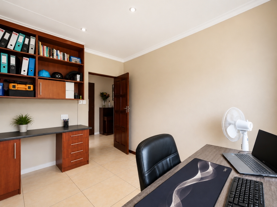 3 Bedroom Property for Sale in Three Rivers East Gauteng