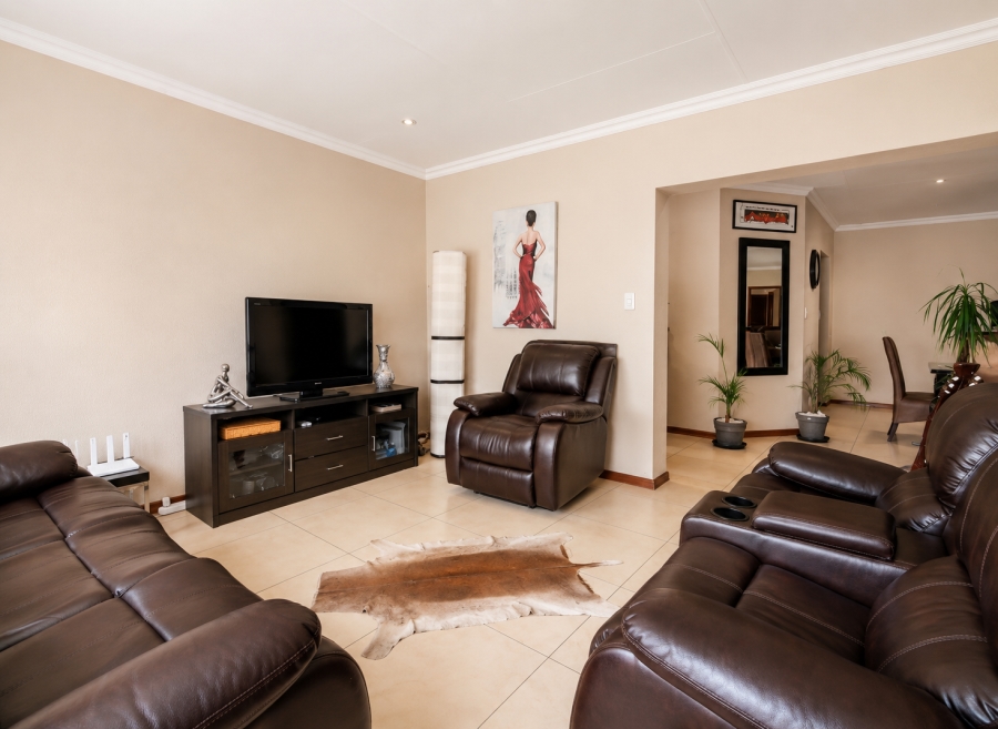 3 Bedroom Property for Sale in Three Rivers East Gauteng