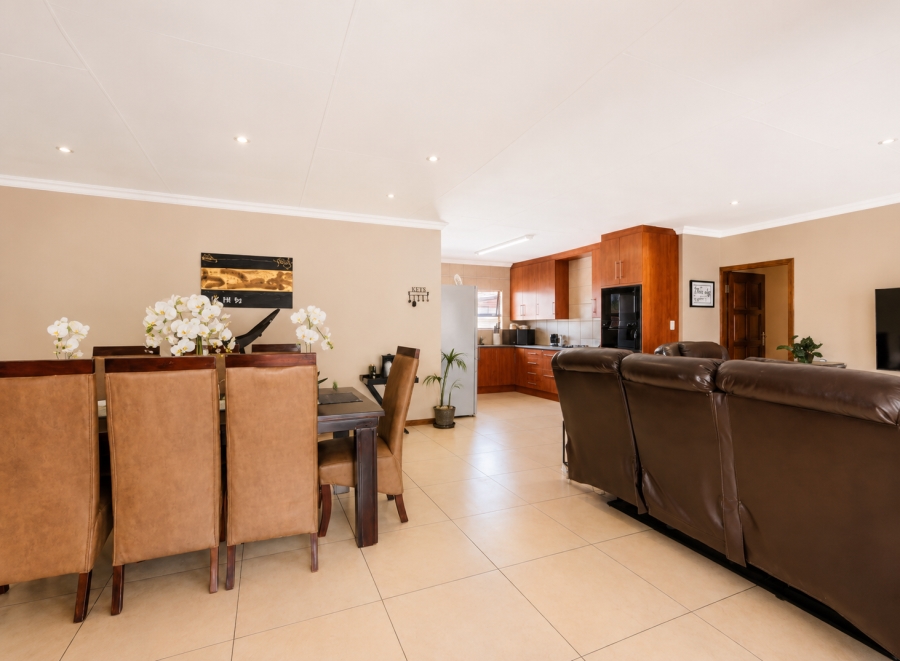 3 Bedroom Property for Sale in Three Rivers East Gauteng