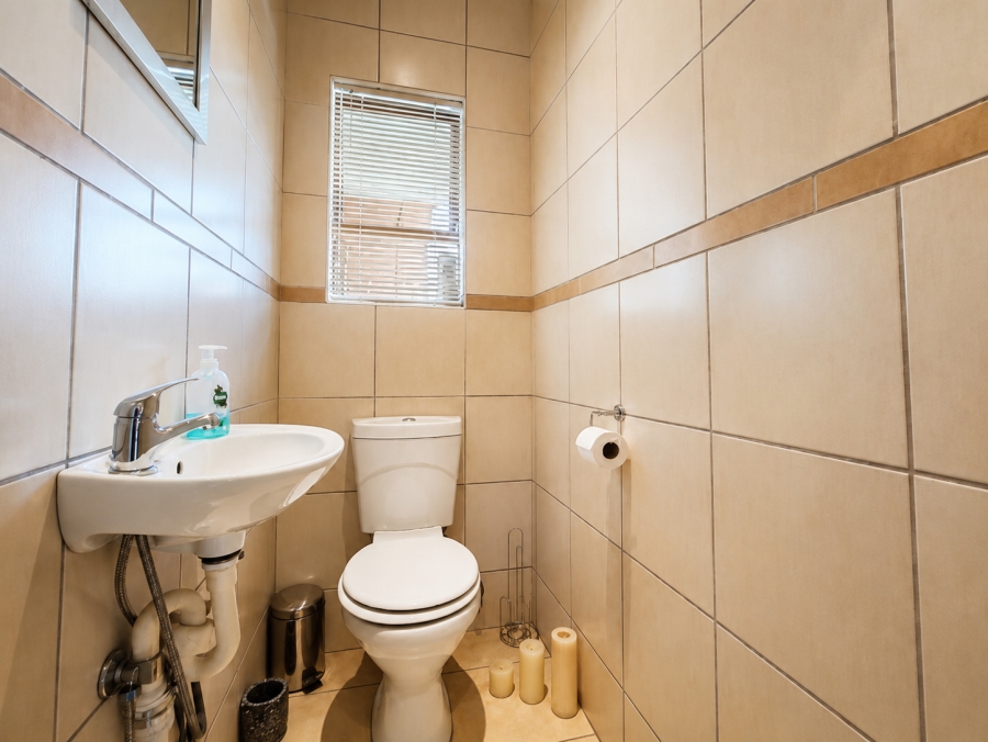 3 Bedroom Property for Sale in Three Rivers East Gauteng