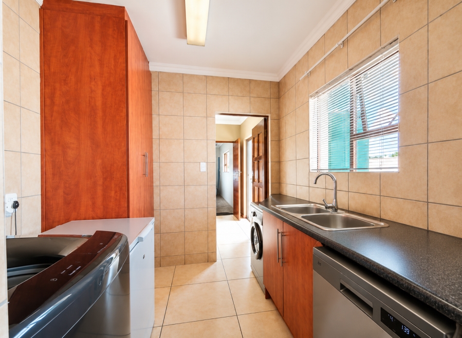 3 Bedroom Property for Sale in Three Rivers East Gauteng
