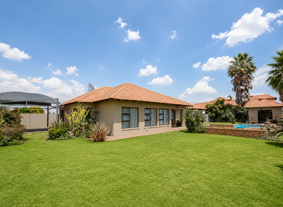 3 Bedroom Property for Sale in Three Rivers East Gauteng