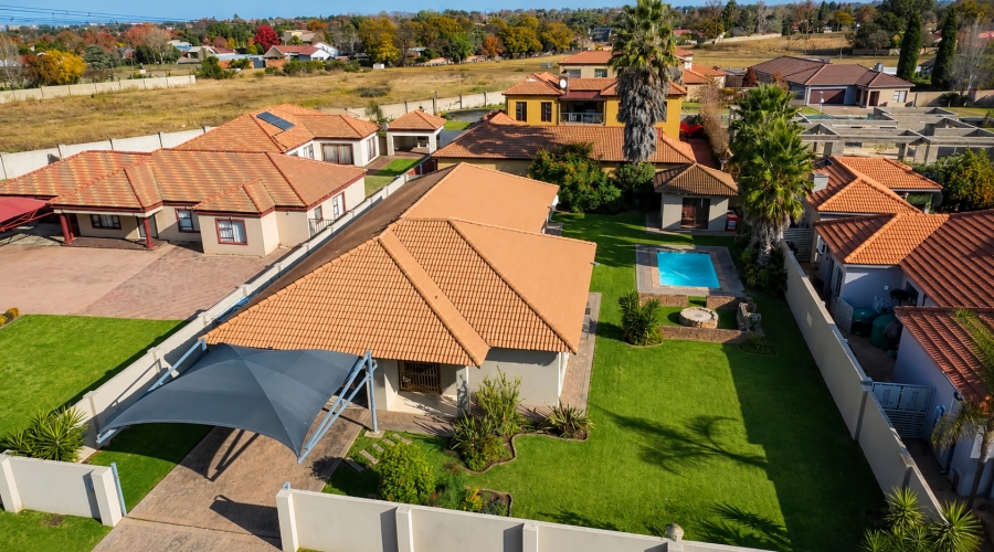 3 Bedroom Property for Sale in Three Rivers East Gauteng