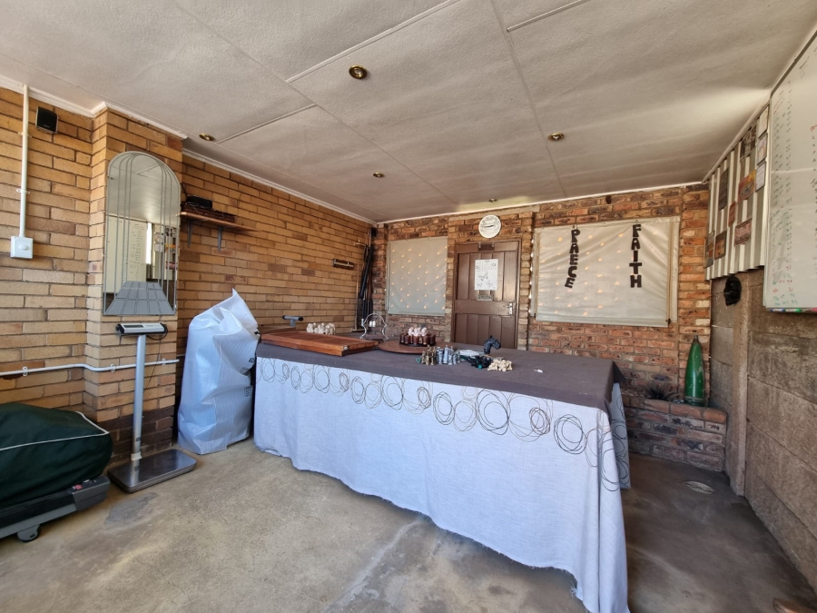 3 Bedroom Property for Sale in Rothdene Gauteng