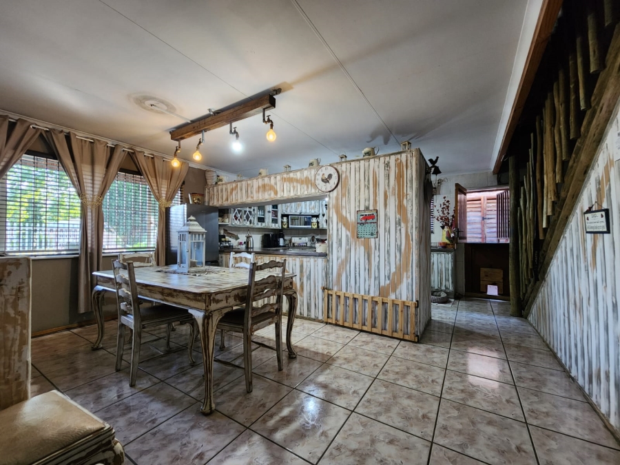 4 Bedroom Property for Sale in Rothdene Gauteng