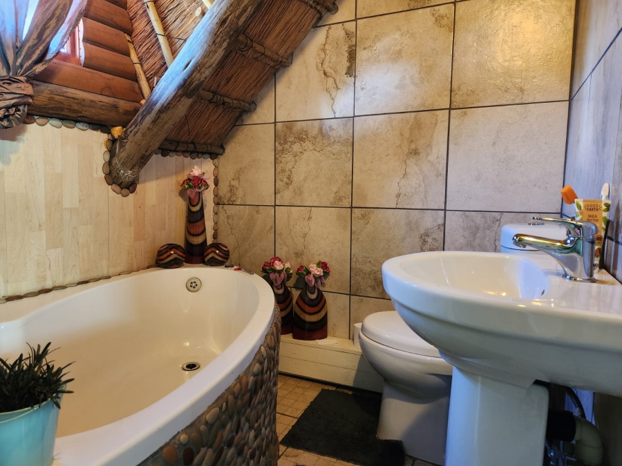 4 Bedroom Property for Sale in Rothdene Gauteng