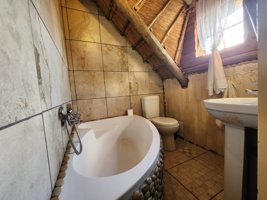 4 Bedroom Property for Sale in Rothdene Gauteng