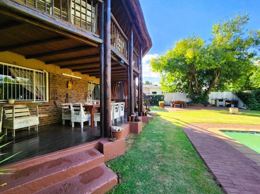 4 Bedroom Property for Sale in Rothdene Gauteng