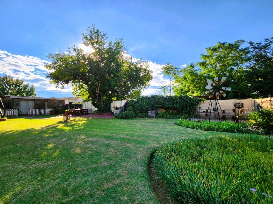 4 Bedroom Property for Sale in Rothdene Gauteng