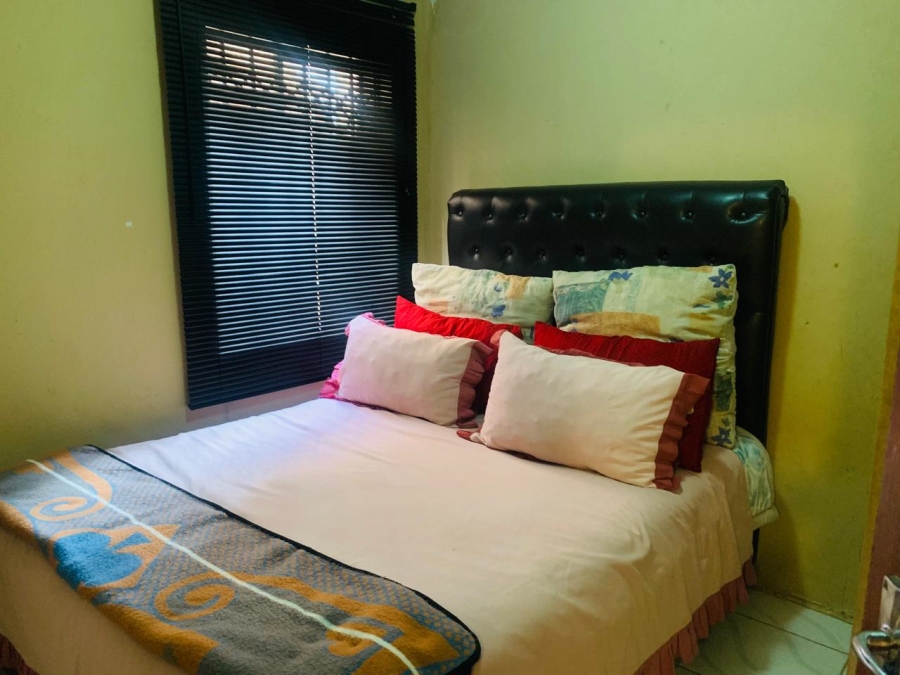 2 Bedroom Property for Sale in Ratanda Gauteng