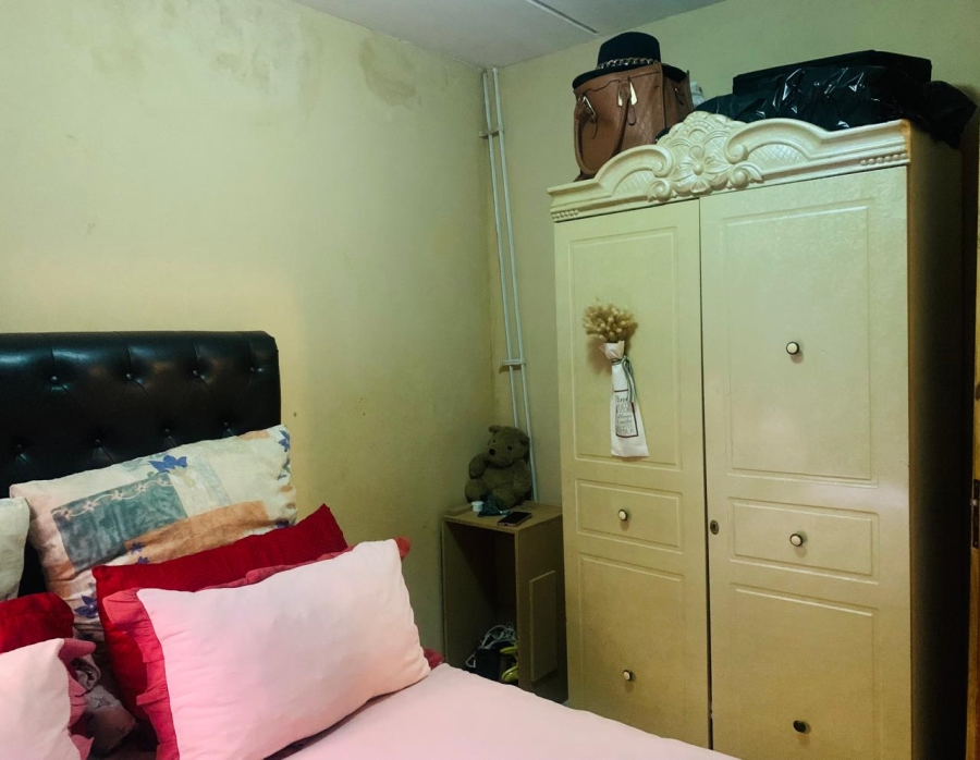 2 Bedroom Property for Sale in Ratanda Gauteng