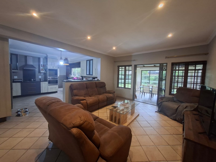 4 Bedroom Property for Sale in Meyerton Central Gauteng
