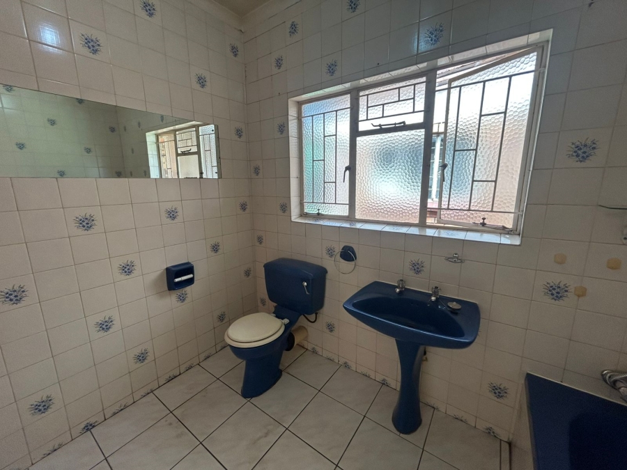 To Let 4 Bedroom Property for Rent in Vanderbijlpark CE 3 Gauteng
