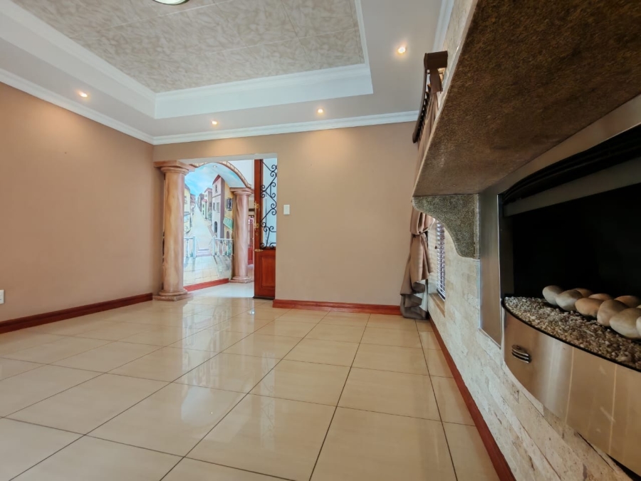 4 Bedroom Property for Sale in Three Rivers East Gauteng