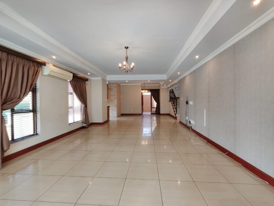 4 Bedroom Property for Sale in Three Rivers East Gauteng