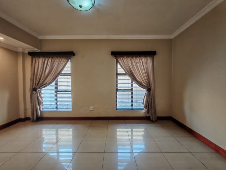 4 Bedroom Property for Sale in Three Rivers East Gauteng
