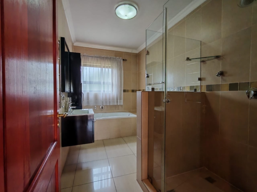 4 Bedroom Property for Sale in Three Rivers East Gauteng