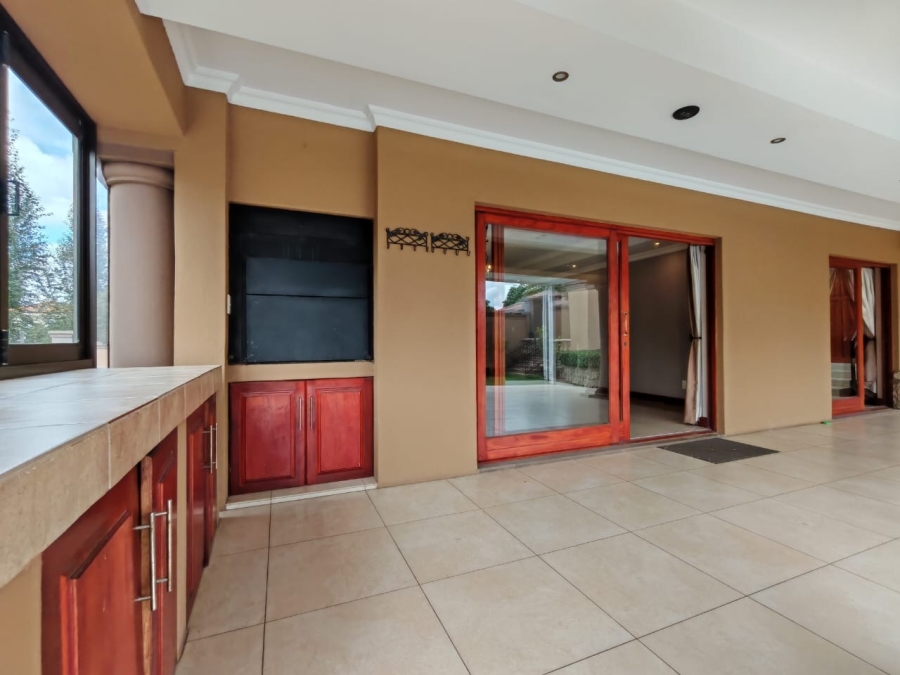 4 Bedroom Property for Sale in Three Rivers East Gauteng