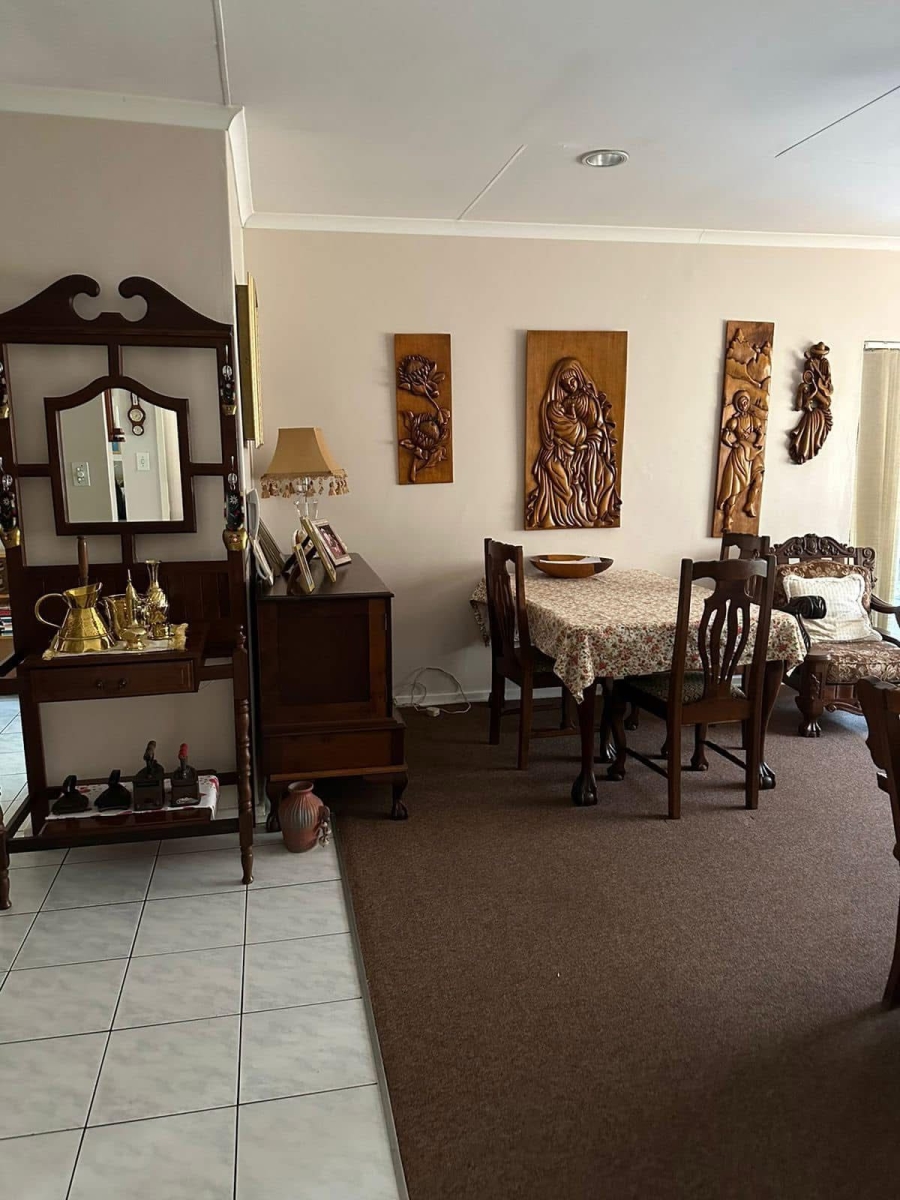 To Let 3 Bedroom Property for Rent in Three Rivers Proper Gauteng