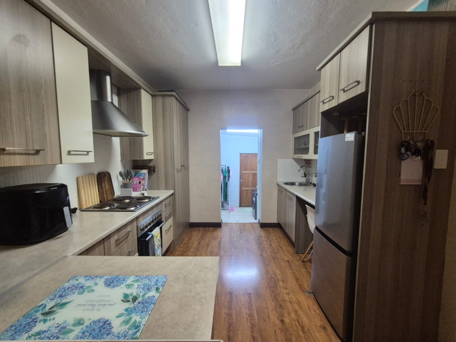 3 Bedroom Property for Sale in Three Rivers Proper Gauteng