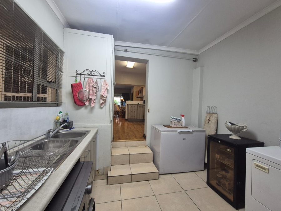3 Bedroom Property for Sale in Three Rivers Proper Gauteng