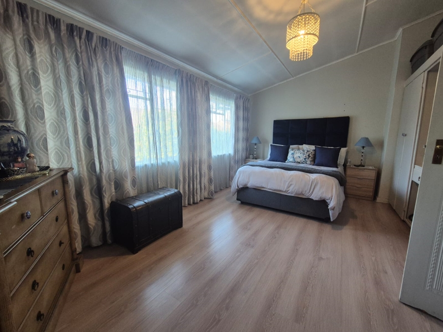 3 Bedroom Property for Sale in Three Rivers Proper Gauteng